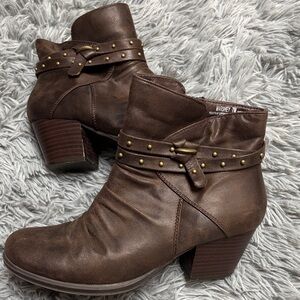 Y2k Yuu Brown Studded Ankle Boots